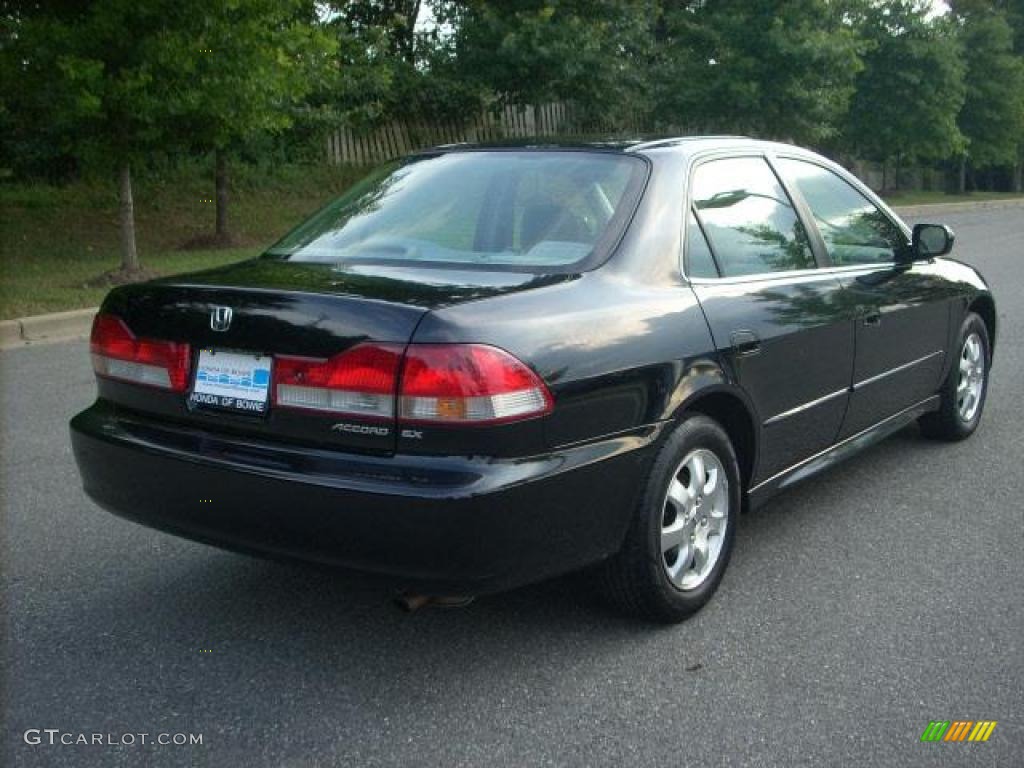 2002 Accord SE Sedan - Nighthawk Black Pearl / Quartz Gray photo #5