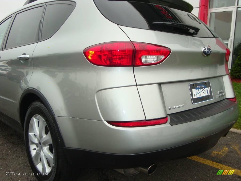 2006 B9 Tribeca Limited 5 Passenger - Titanium Silver Metallic / Gray photo #17