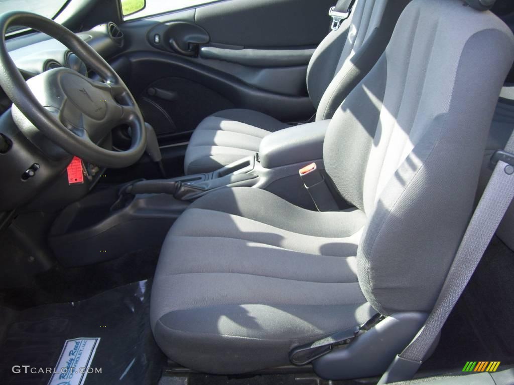 2004 Sunfire Coupe - Ultra Silver Metallic / Graphite photo #10