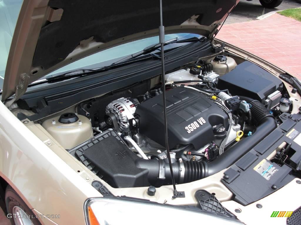 2006 G6 V6 Sedan - Sedona Beige Metallic / Light Taupe photo #31