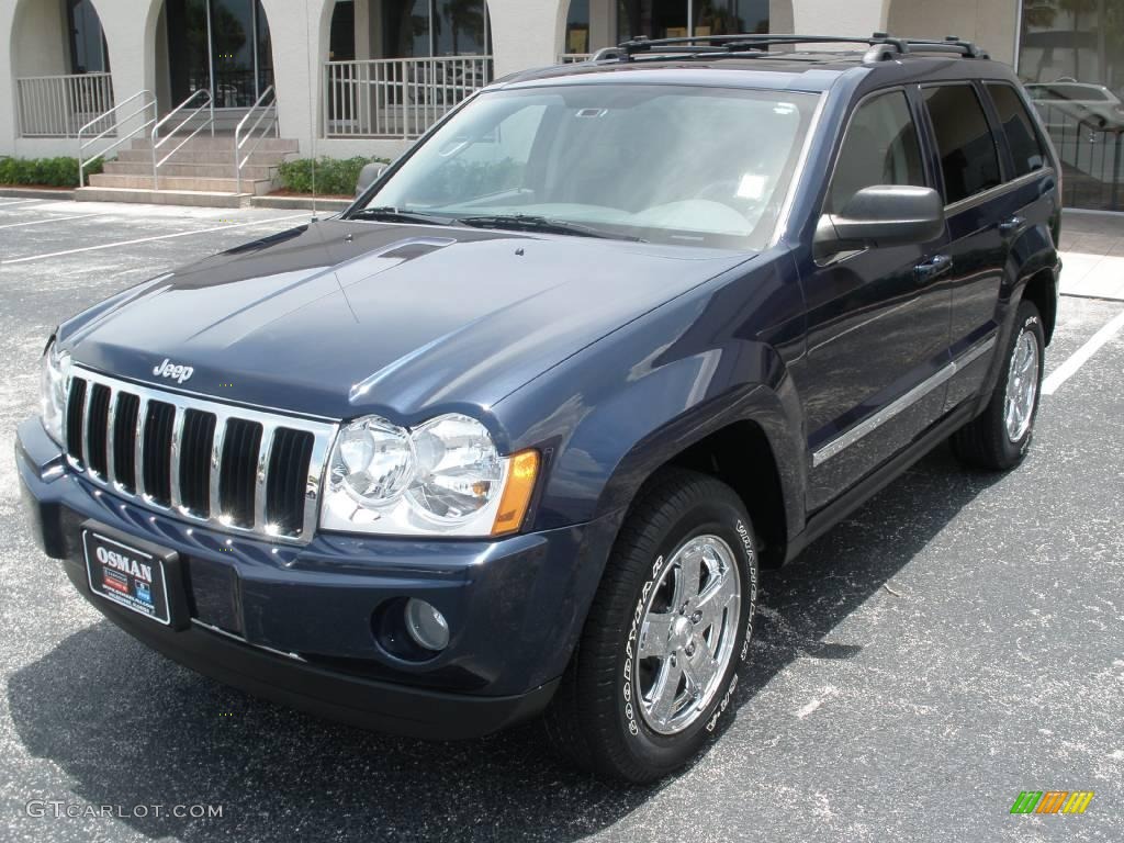 Midnight Blue Pearl Jeep Grand Cherokee