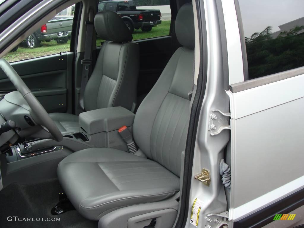 2006 Grand Cherokee Laredo 4x4 - Bright Silver Metallic / Medium Slate Gray photo #11