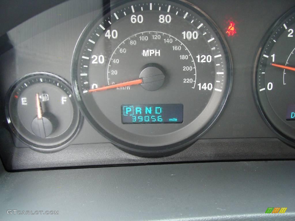2006 Grand Cherokee Laredo 4x4 - Bright Silver Metallic / Medium Slate Gray photo #14