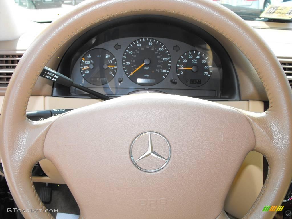 2003 ML 500 4Matic - Black / Java photo #23