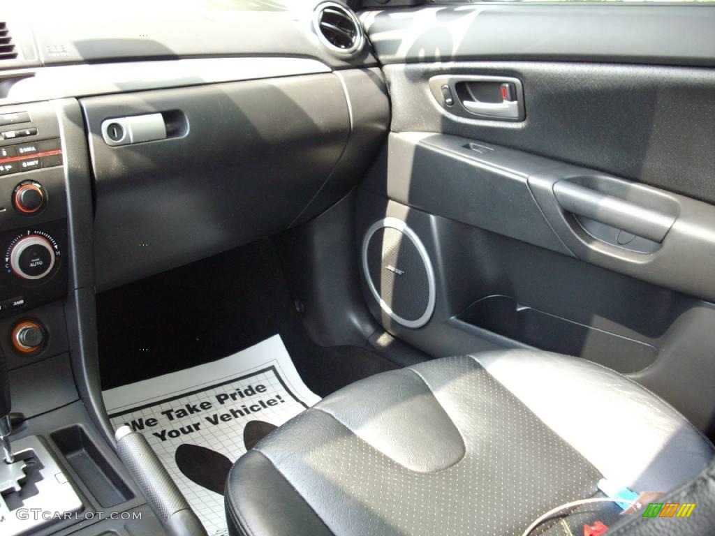 2006 MAZDA3 s Touring Sedan - Titanium Gray Metallic / Black photo #11