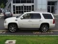 White Diamond - Escalade AWD Photo No. 8