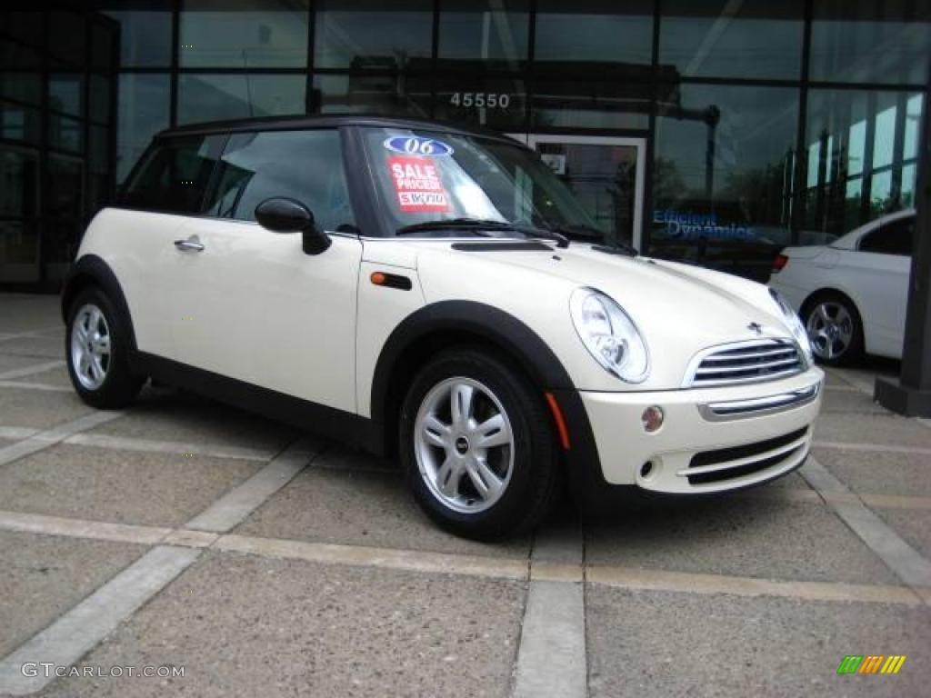 2006 Cooper Hardtop - Pepper White / Panther Black photo #1