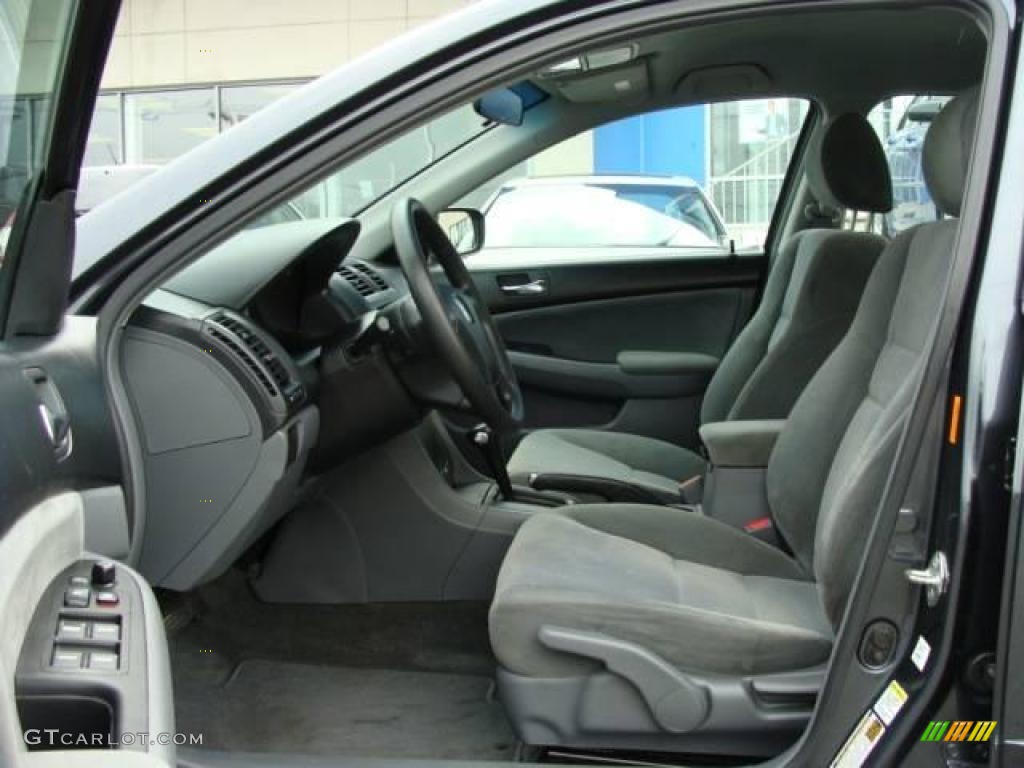 2005 Accord LX Sedan - Graphite Pearl / Gray photo #7