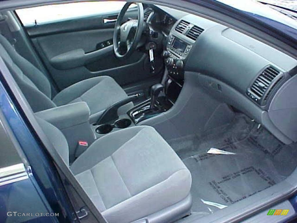 2006 Accord SE Sedan - Royal Blue Pearl / Gray photo #12