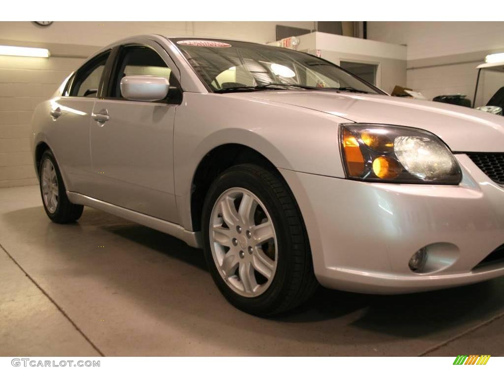 2006 Galant SE - Liquid Silver Metallic / Black photo #1