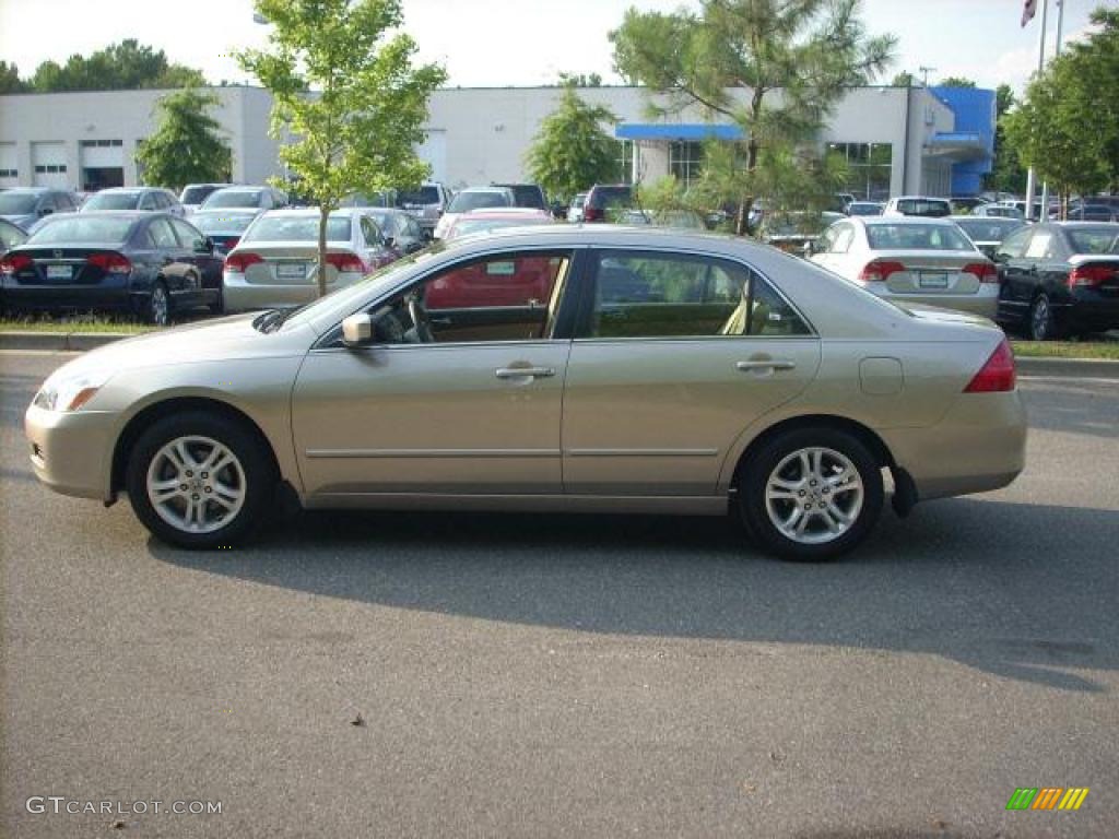 2006 Accord EX Sedan - Desert Mist Metallic / Ivory photo #6
