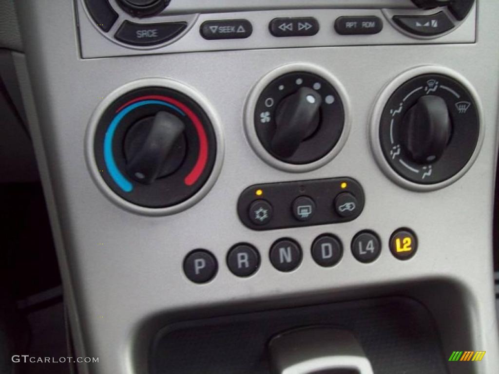 2005 Equinox LT AWD - Galaxy Silver Metallic / Light Gray photo #21