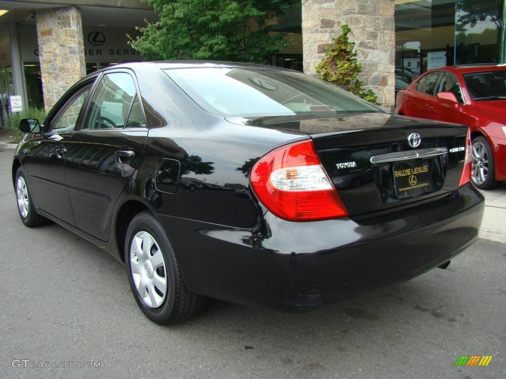 2004 Camry LE - Black / Stone photo #4