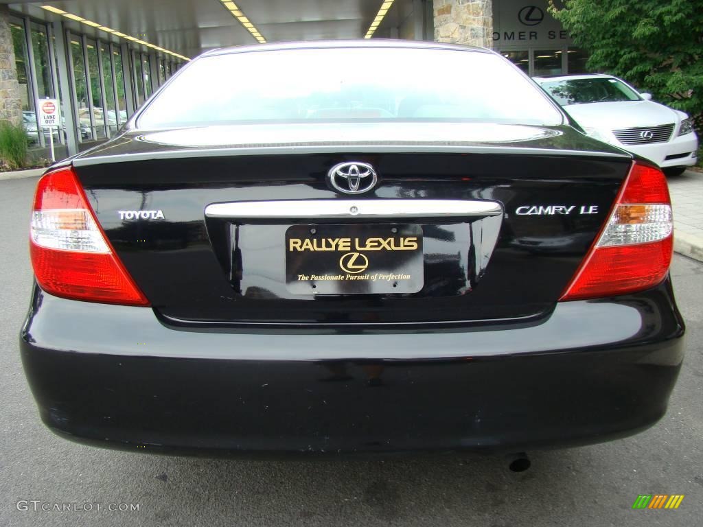 2004 Camry LE - Black / Stone photo #5