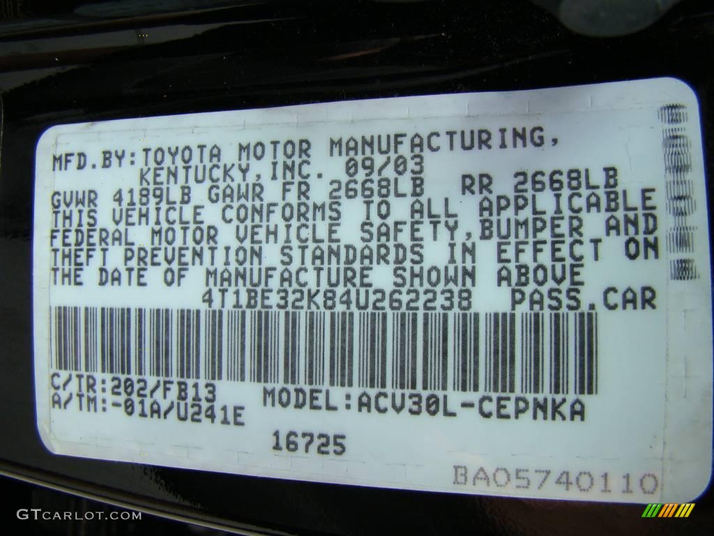 2004 Camry LE - Black / Stone photo #15