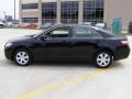 Black - Camry LE Photo No. 6