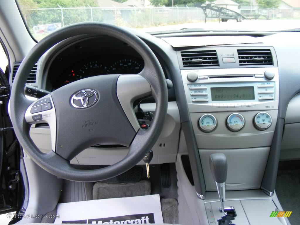 2007 Camry LE - Black / Ash photo #31