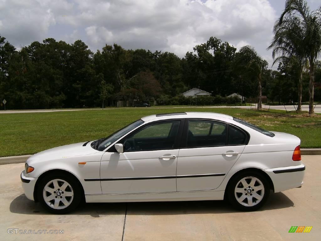 2003 3 Series 325i Sedan - Alpine White / Black photo #6