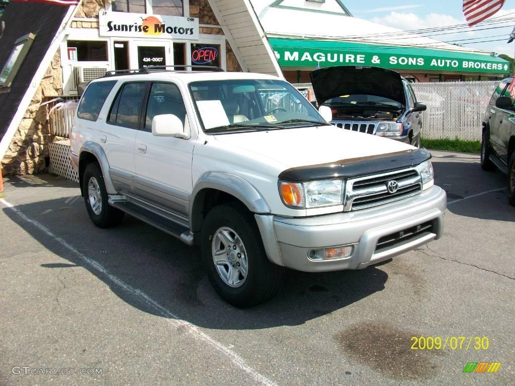 2000 4Runner Limited 4x4 - Natural White / Oak photo #2