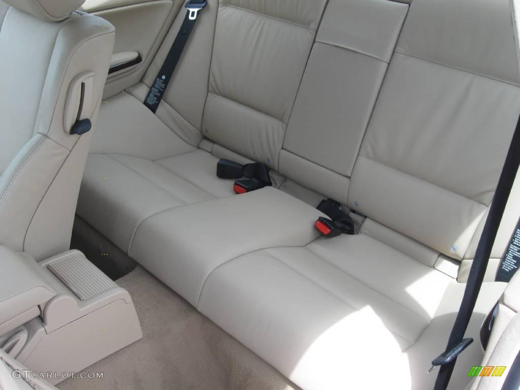 2006 3 Series 325i Coupe - Alpine White / Sand photo #22