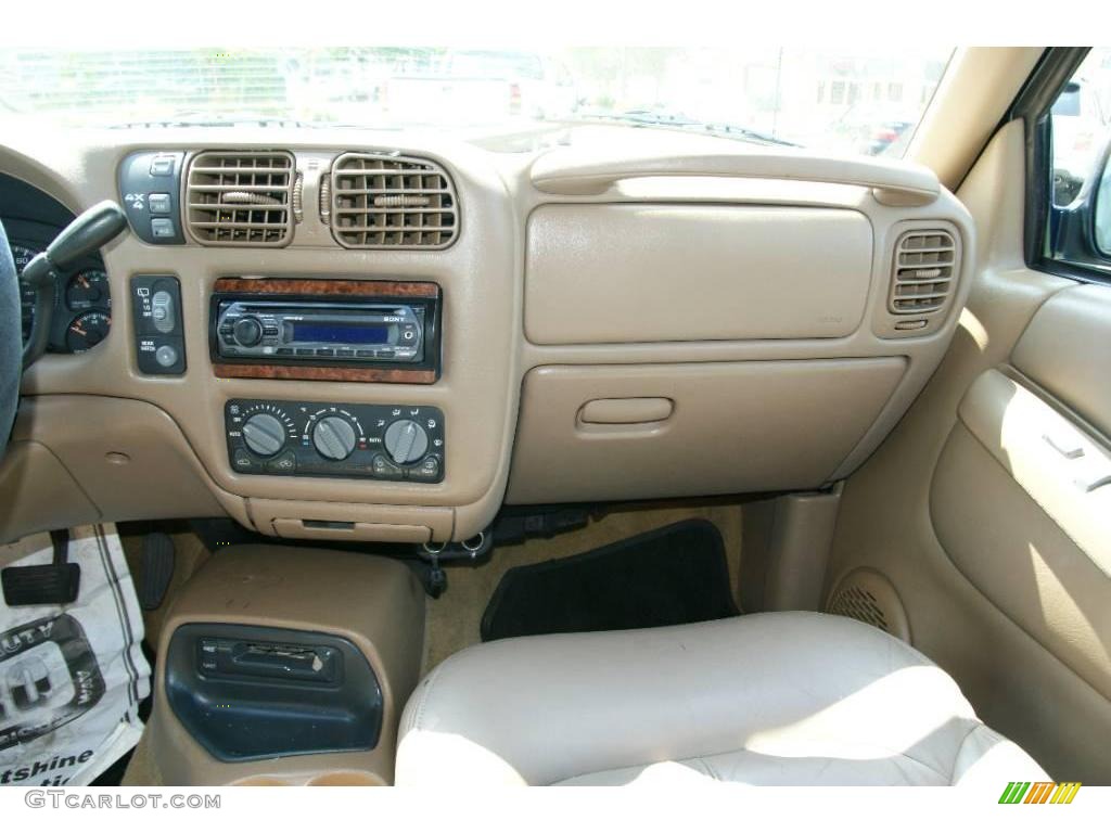 1998 Blazer LT 4x4 - Dark Green Metallic / Beige photo #15