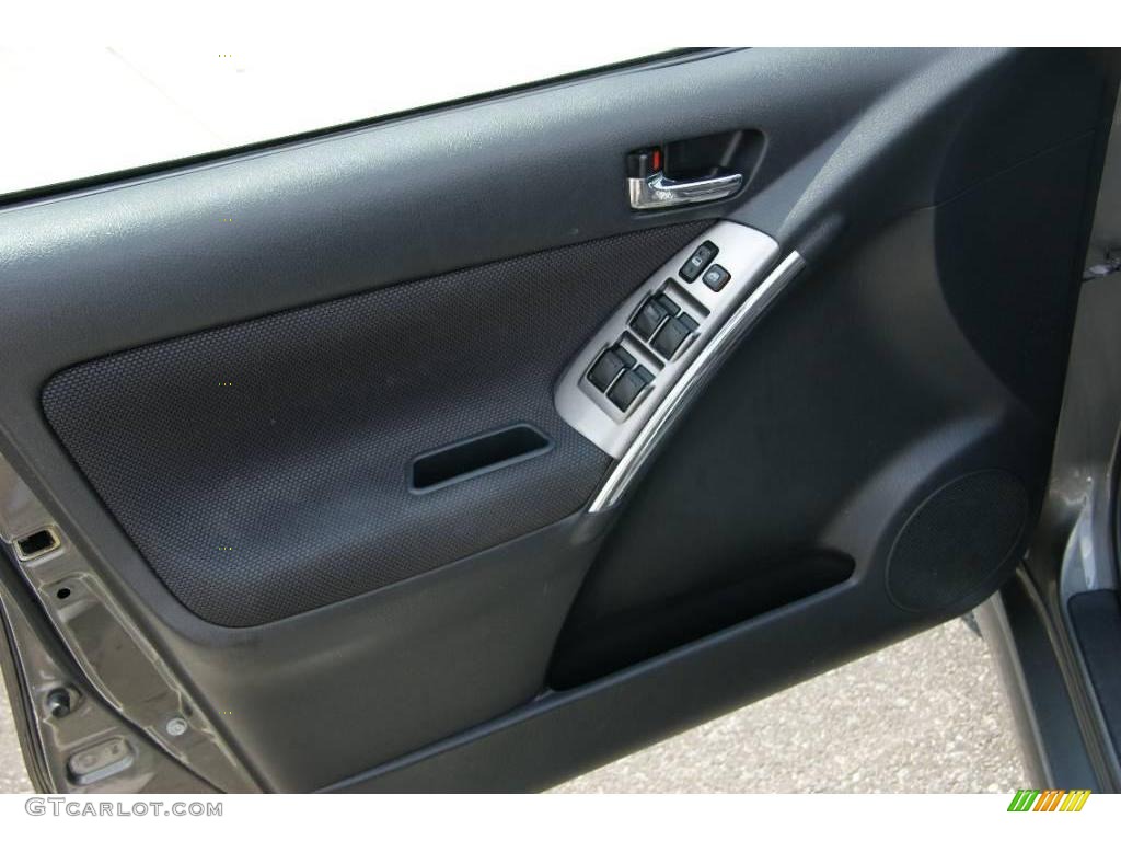 2004 Toyota Matrix XR AWD Dark Gray Door Panel Photo #15287294