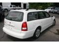 Cream White - L Series LW200 Wagon Photo No. 5