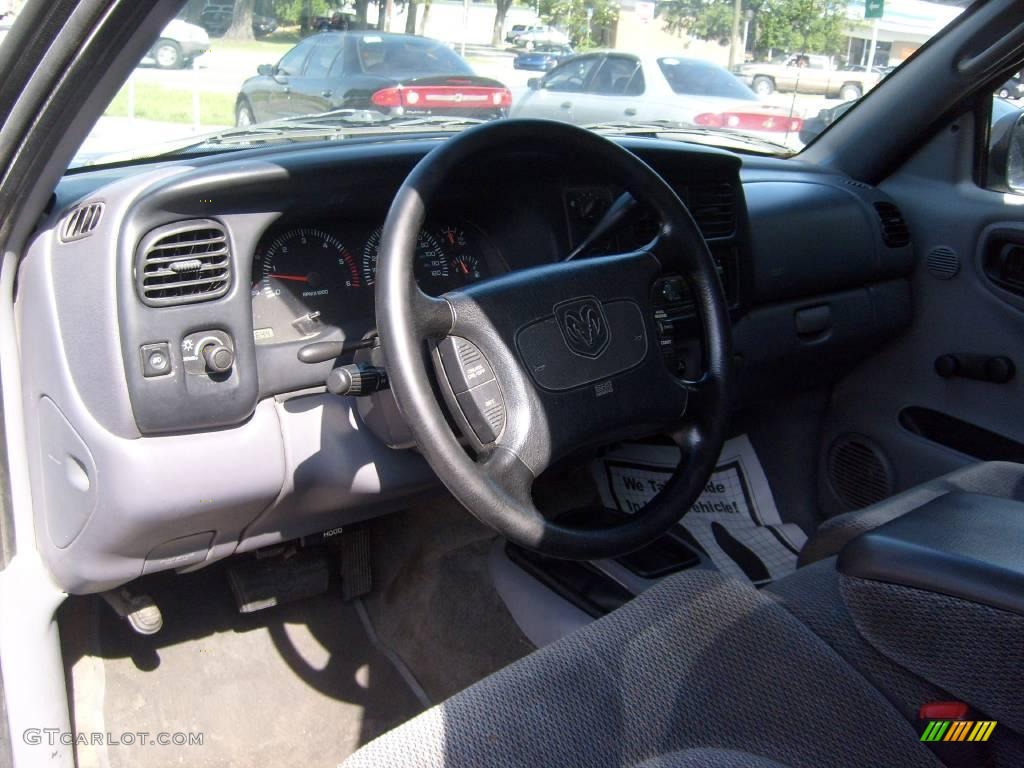 1998 Dakota Sport Regular Cab 4x4 - Intense Blue / Agate photo #16