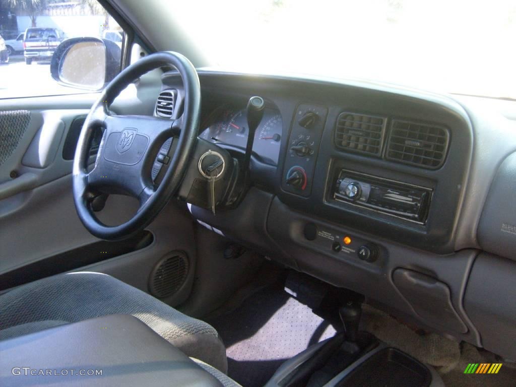 1998 Dakota Sport Regular Cab 4x4 - Intense Blue / Agate photo #17