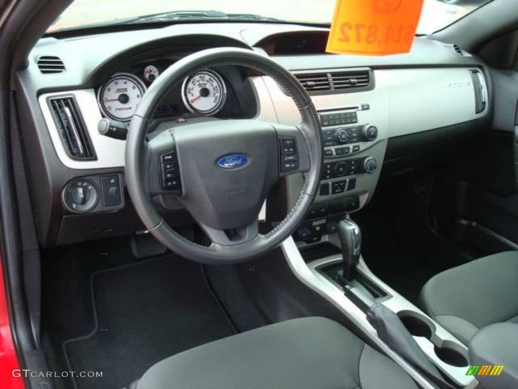 2008 Focus SES Coupe - Vermillion Red / Charcoal Black photo #12