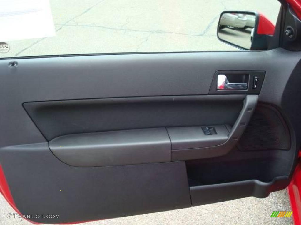 2008 Focus SES Coupe - Vermillion Red / Charcoal Black photo #13