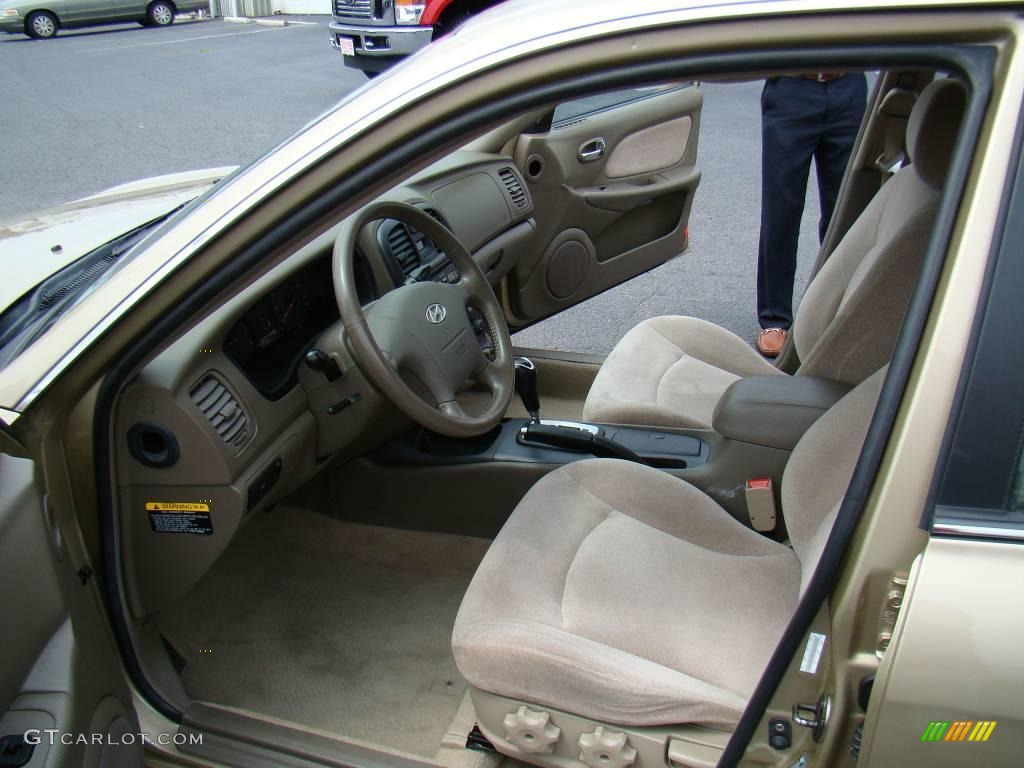 2004 Sonata  - Desert Sand / Beige photo #8