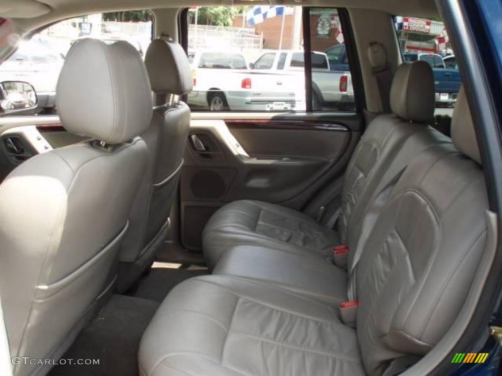 2002 Grand Cherokee Limited 4x4 - Patriot Blue Pearlcoat / Sandstone photo #12