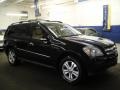 Obsidian Black Metallic - GL 450 4Matic Photo No. 10