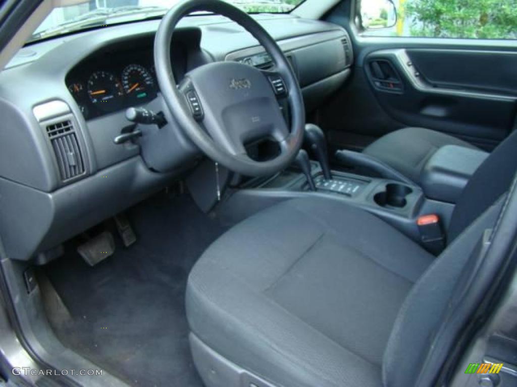 2004 Grand Cherokee Laredo 4x4 - Graphite Metallic / Dark Slate Gray photo #10