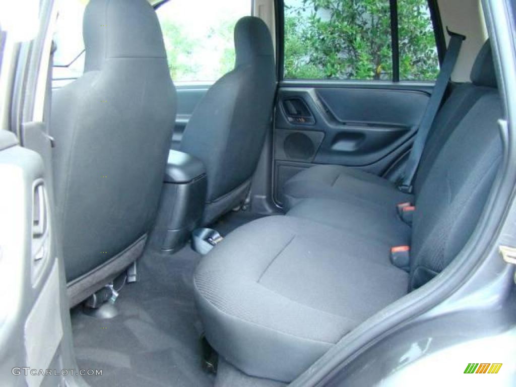 2004 Grand Cherokee Laredo 4x4 - Graphite Metallic / Dark Slate Gray photo #12