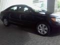 Black - Camry LE Photo No. 4