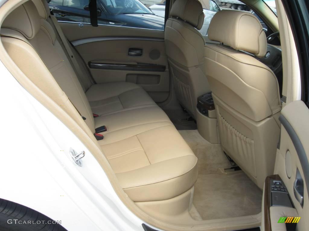 2006 7 Series 750i Sedan - Alpine White / Dark Beige/Beige III photo #17