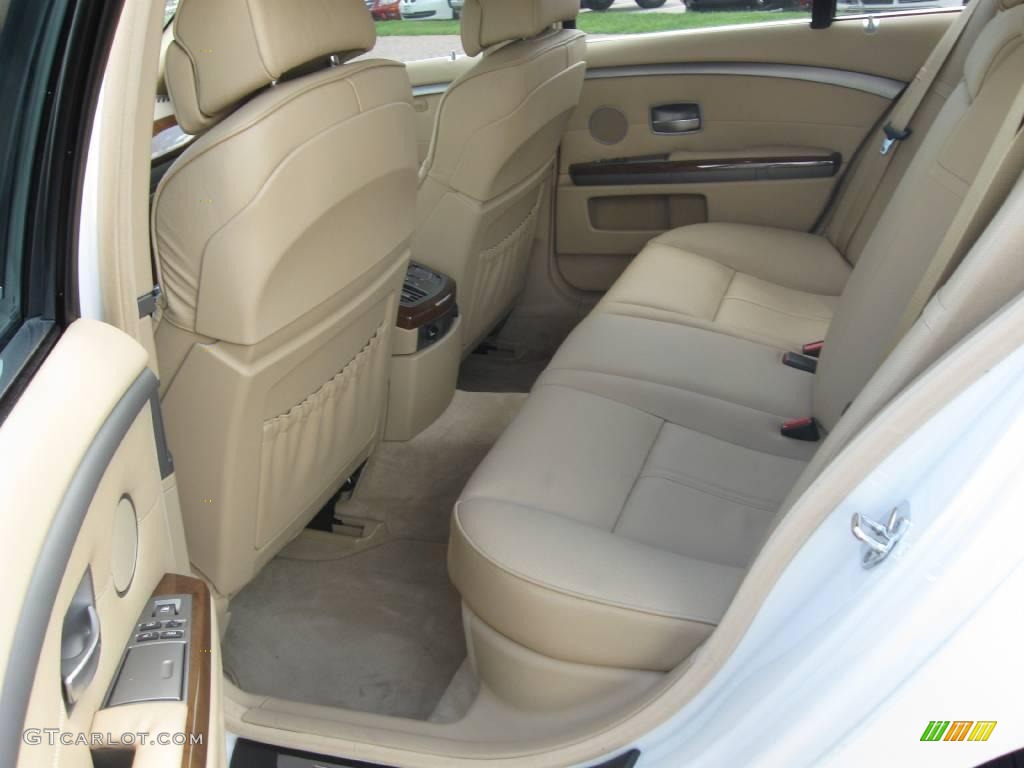 2006 7 Series 750i Sedan - Alpine White / Dark Beige/Beige III photo #21