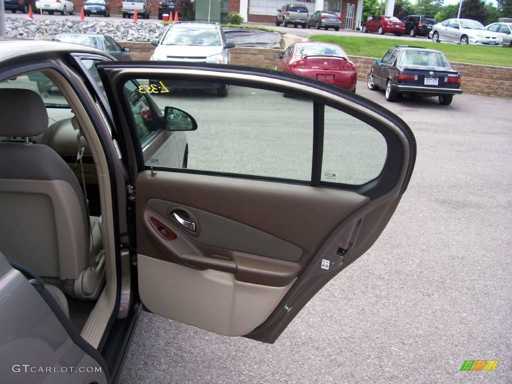 2008 Malibu Classic LS Sedan - Amber Bronze Metallic / Cocoa/Cashmere Beige photo #20