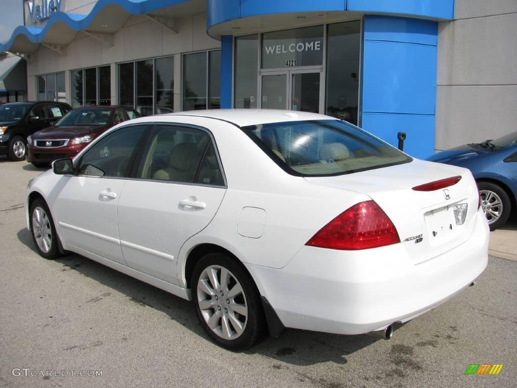 2006 Accord EX-L V6 Sedan - Taffeta White / Ivory photo #4