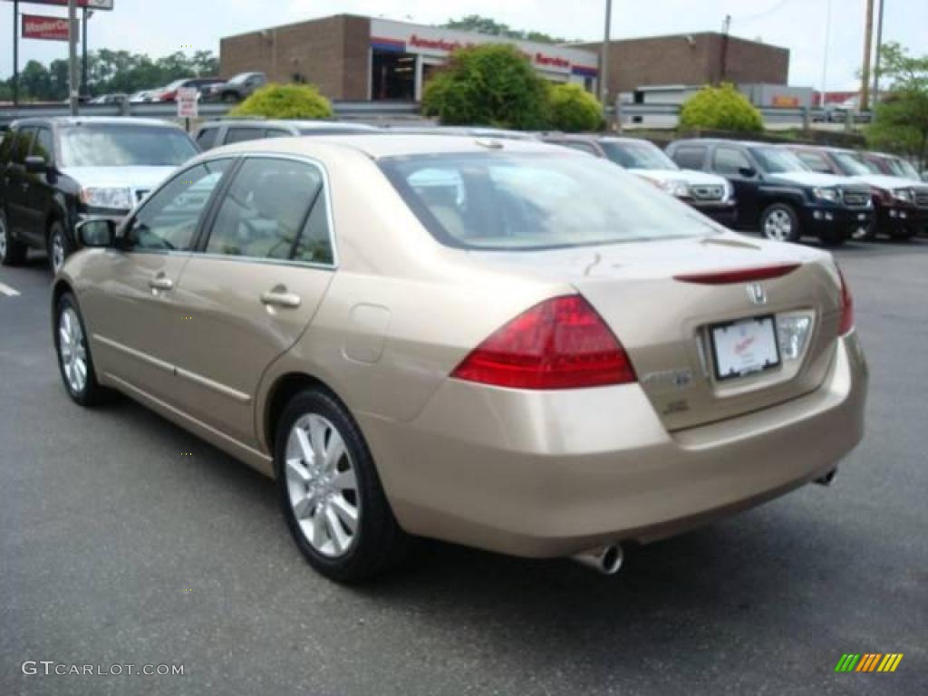 2006 Accord EX-L V6 Sedan - Desert Mist Metallic / Ivory photo #2