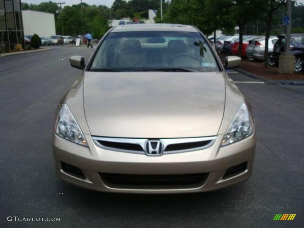2006 Accord EX-L V6 Sedan - Desert Mist Metallic / Ivory photo #6