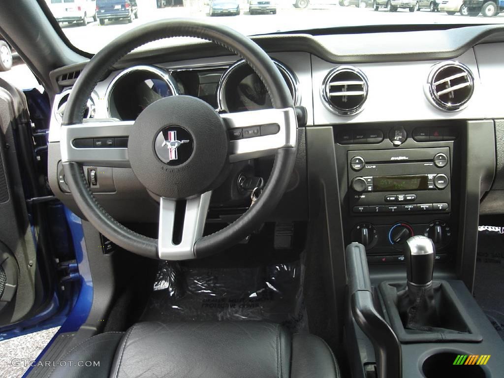 2007 Mustang GT Premium Coupe - Vista Blue Metallic / Dark Charcoal photo #17