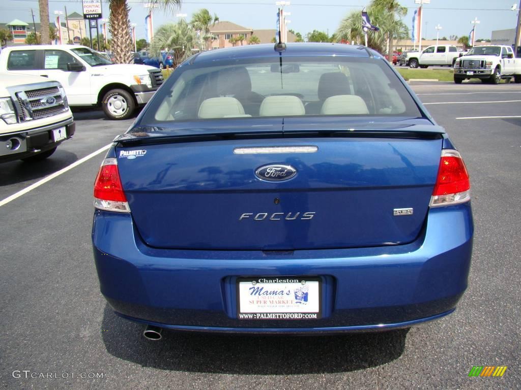 2009 Focus SES Sedan - Vista Blue Metallic / Medium Stone photo #7