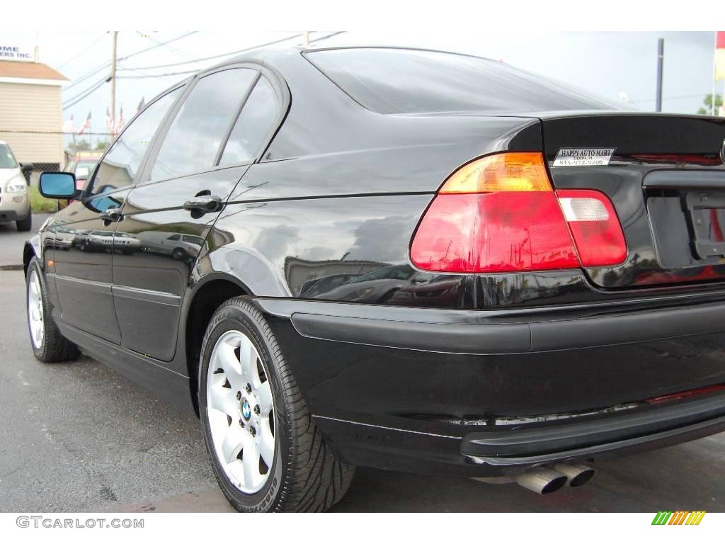 2001 3 Series 325i Sedan - Jet Black / Sand photo #10