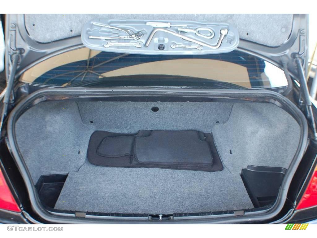 2001 3 Series 325i Sedan - Jet Black / Sand photo #38