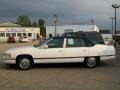 1996 White Cadillac DeVille Sedan  photo #2