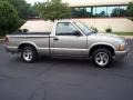 2001 Light Pewter Metallic Chevrolet S10 LS Regular Cab  photo #10