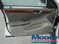 2002 White Diamond Pearl Cadillac DeVille Sedan  photo #9